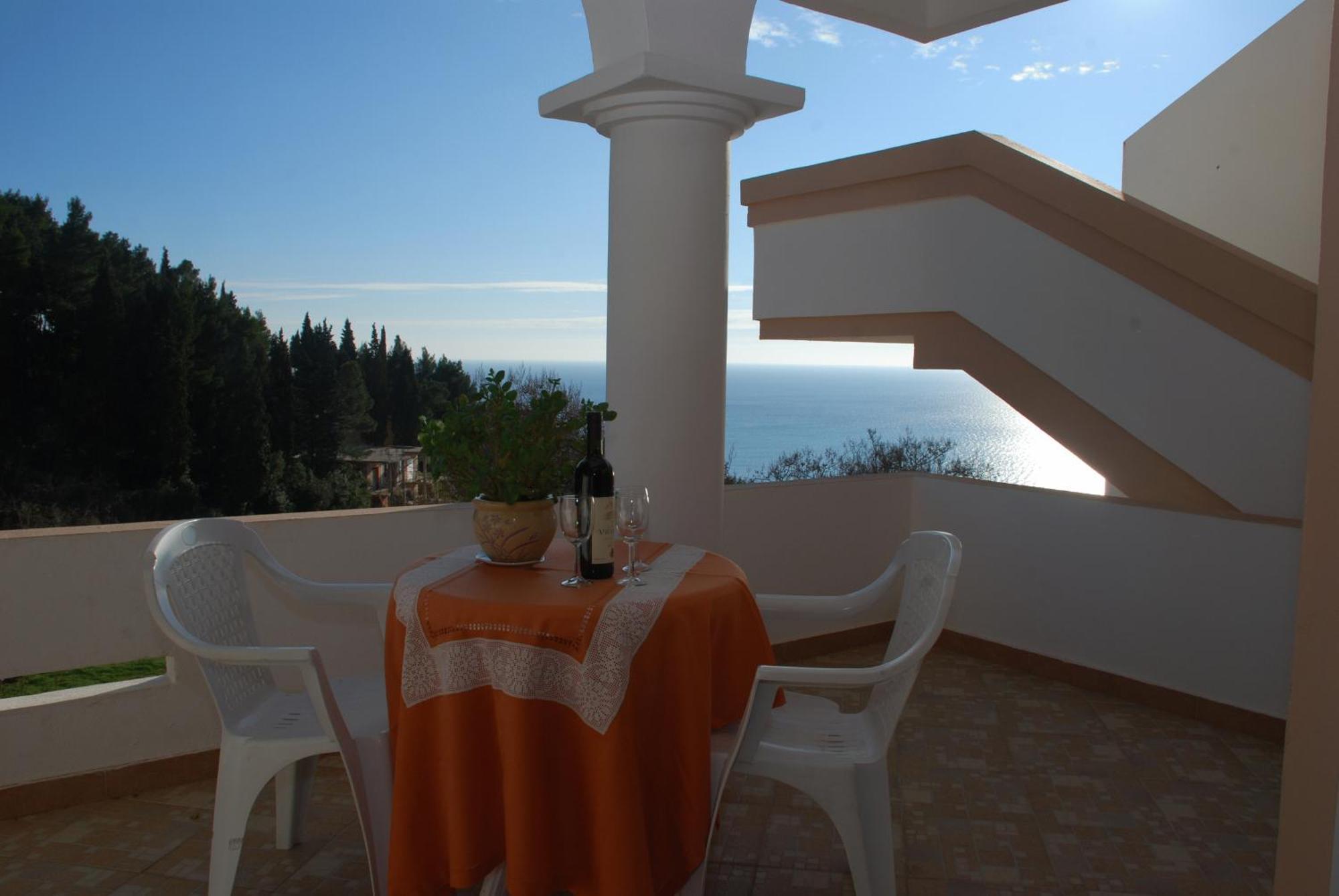 Firenze Apartments Ulcinj Buitenkant foto